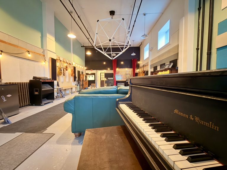 Reveler Welcomes [the square] to Portland’s Arts District